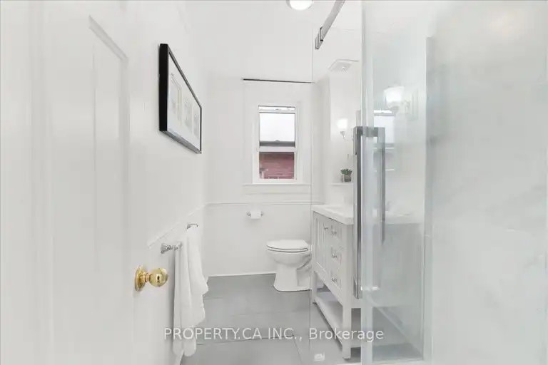 44 Beach View Crescent, Toronto, ON, M4E 2L5 - 6