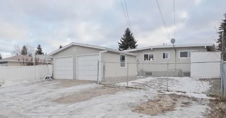7416 86 Avenue NW, Edmonton, AB, T6B 0K7 - 18