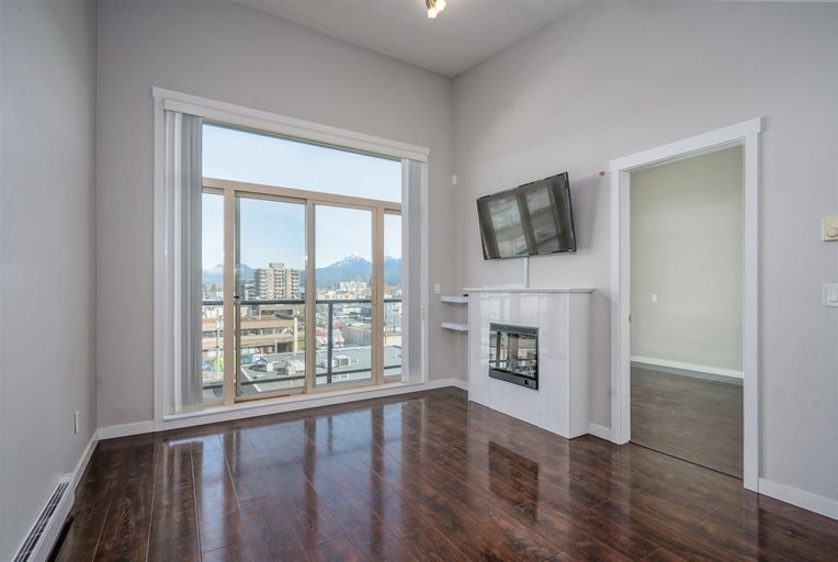 22318 Lougheed Highway, Maple Ridge, BC, V2X 2T4 - 2