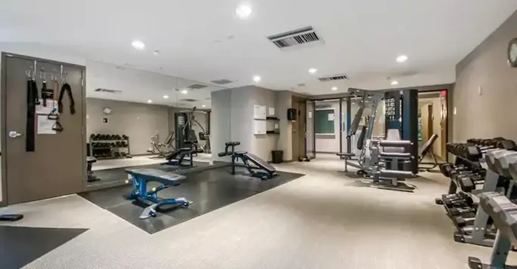 33 Smithe Street, Vancouver, BC, V6B 0B5 - 17