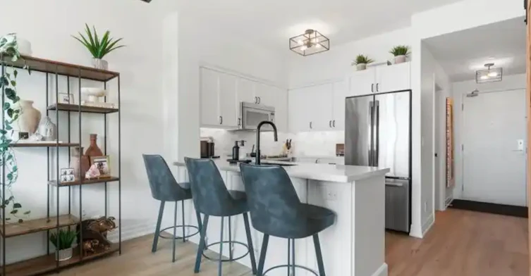 150 Liberty Street East, Toronto, ON, M6K 3R5 - 8