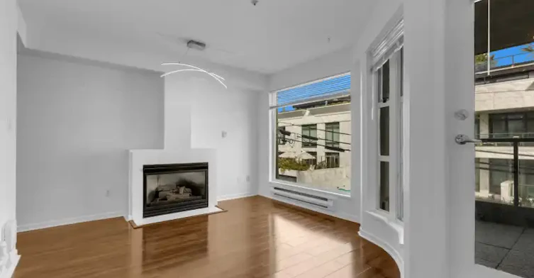 3673 West 11th Avenue, Vancouver, BC, V6R 2K4 - 3