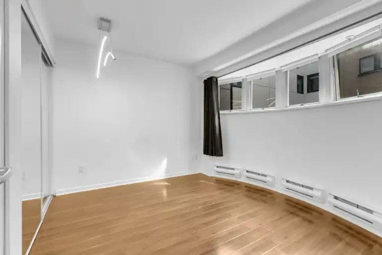 3673 West 11th Avenue, Vancouver, BC, V6R 2K4 - 11