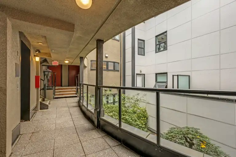 3673 West 11th Avenue, Vancouver, BC, V6R 2K4 - 14
