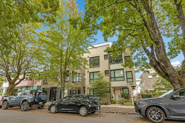 3673 West 11th Avenue, Vancouver, BC, V6R 2K4