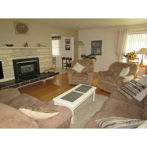 1090 Ewson Street, Surrey, BC, V4B 4V4 - 11