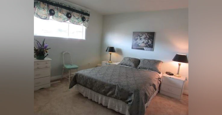 1090 Ewson Street, Surrey, BC, V4B 4V4 - 12