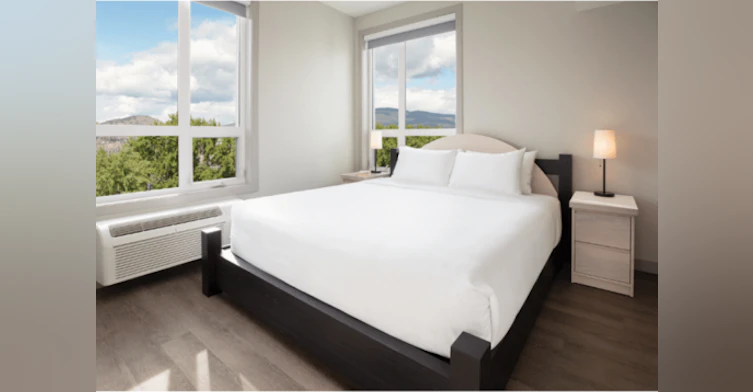 3477 Lakeshore Road, Kelowna, BC, V1W 0A7 - 4
