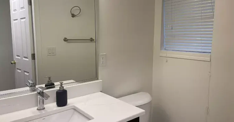 2659 Delahaye Drive, Coquitlam, BC, V3B 7E7 - 9
