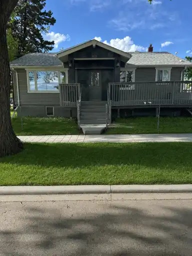 10620 128 Avenue, Edmonton, AB, T5E 0J3