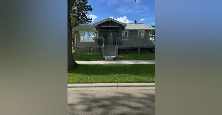 10620 128 Avenue, Edmonton, AB, T5E 0J3