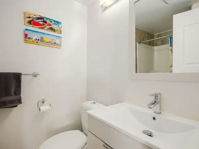 124 West 3rd Street, North Vancouver, BC, V7M 1E8 - 9