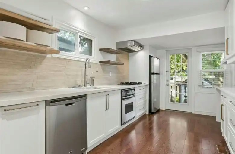 82 Rushbrooke Avenue, Toronto, ON, M4M 3A9 - 8