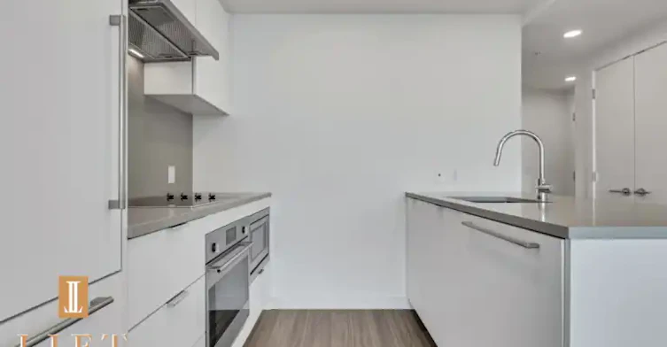13675 107a Avenue, Surrey, BC, V3T 2H2 - 10