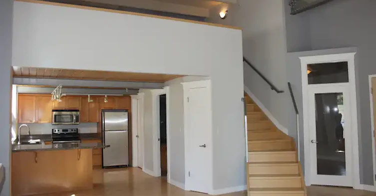 10009 102 Avenue Northwest, Edmonton, AB - 11