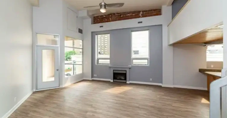 10009 102 Avenue Northwest, Edmonton, AB