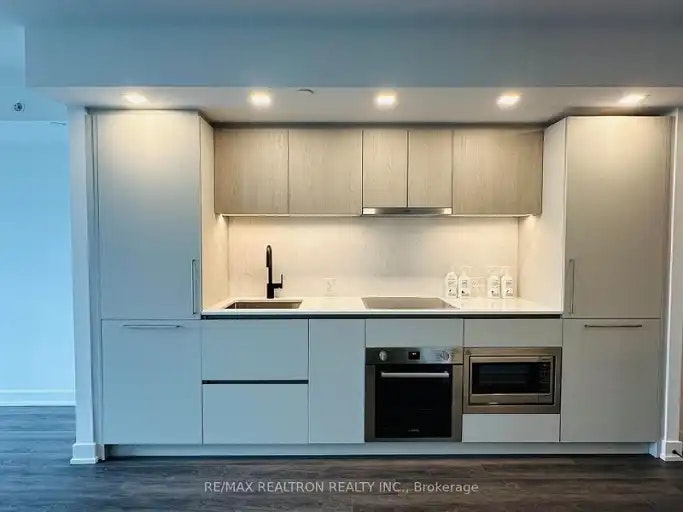 609 Sherbourne Street, Toronto, ON, M4X 0A4 - 2