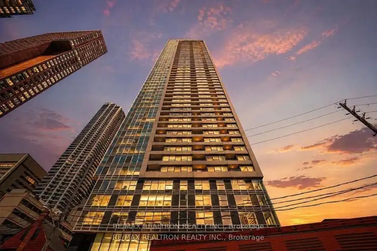609 Sherbourne Street, Toronto, ON, M4X 0A4 - 5