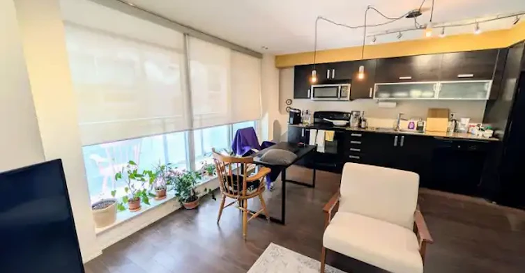205 Frederick Street, Toronto, ON, M5A 1J7 - 2