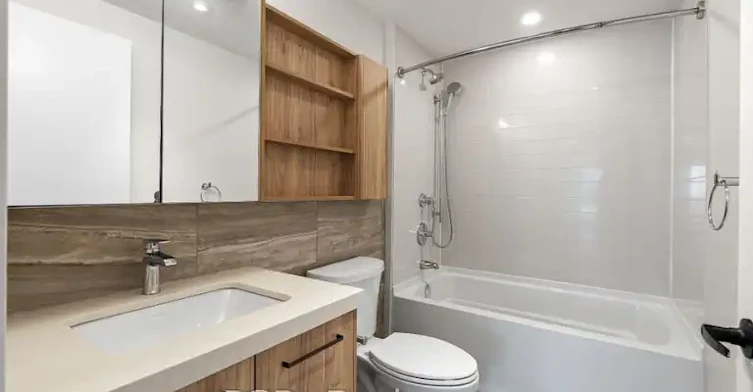 203 Jarvis Street, Toronto, ON, M5B 0E7 - 8
