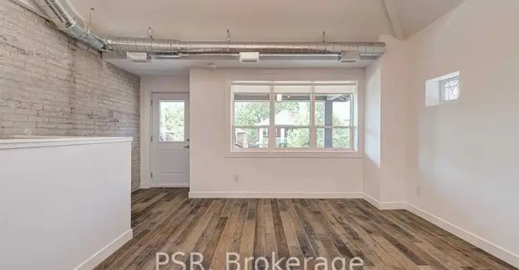 89 Hammersmith Avenue, Toronto, ON, M4E 2W3
