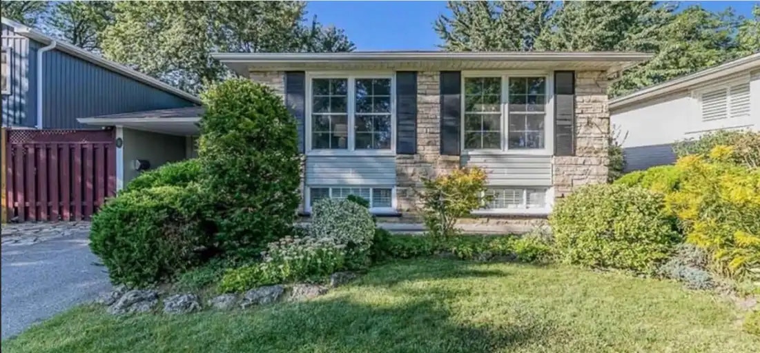 5 Melville Crescent, Brampton, ON, L6W 2S3