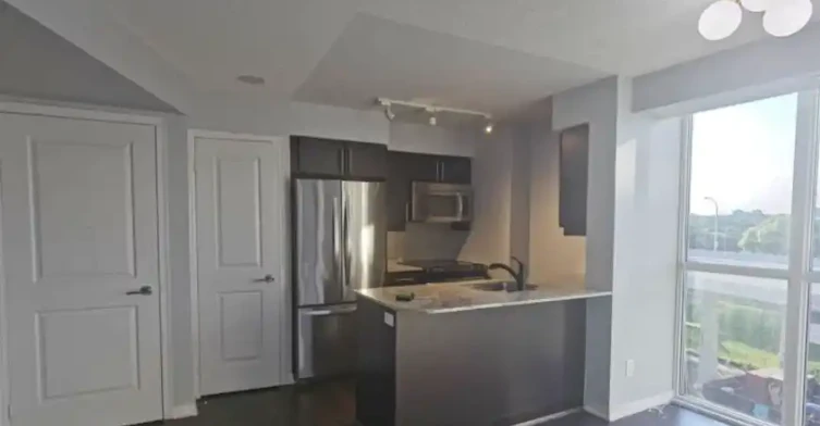 38 Grand Magazine Street, Toronto, ON, M5V 0B2