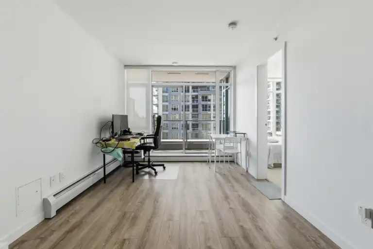 13350 Central Avenue, Surrey, BC, V3T 0S1 - 11