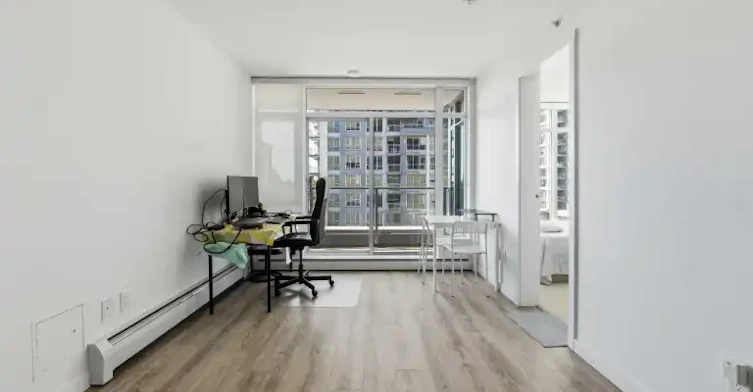 13350 Central Avenue, Surrey, BC, V3T 0S1 - 11