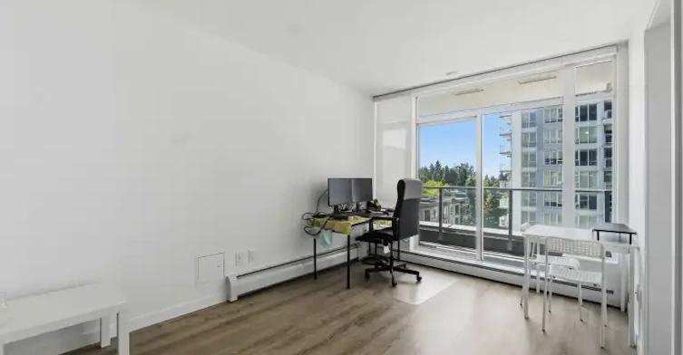 13350 Central Avenue, Surrey, BC, V3T 0S1 - 12