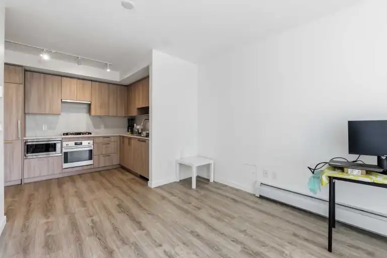 13350 Central Avenue, Surrey, BC, V3T 0S1 - 6
