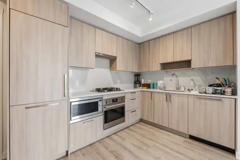 13350 Central Avenue, Surrey, BC, V3T 0S1