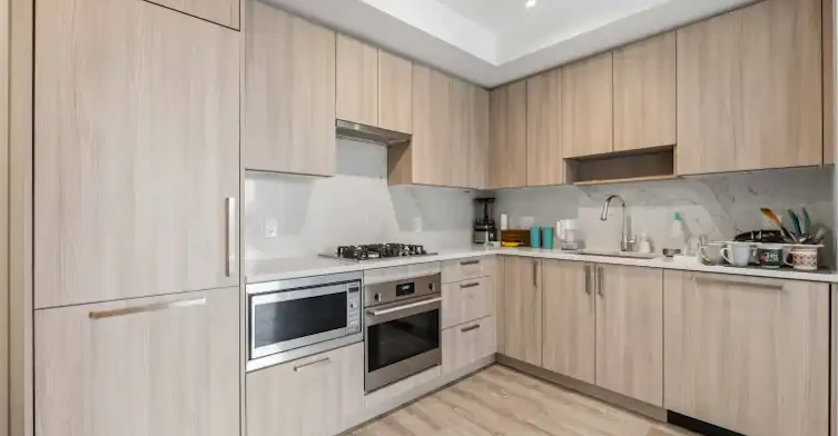 13350 Central Avenue, Surrey, BC, V3T 0S1