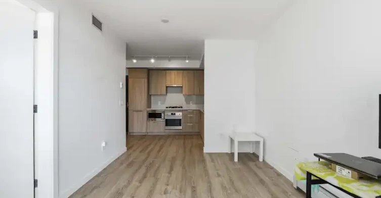 13350 Central Avenue, Surrey, BC, V3T 0S1 - 8