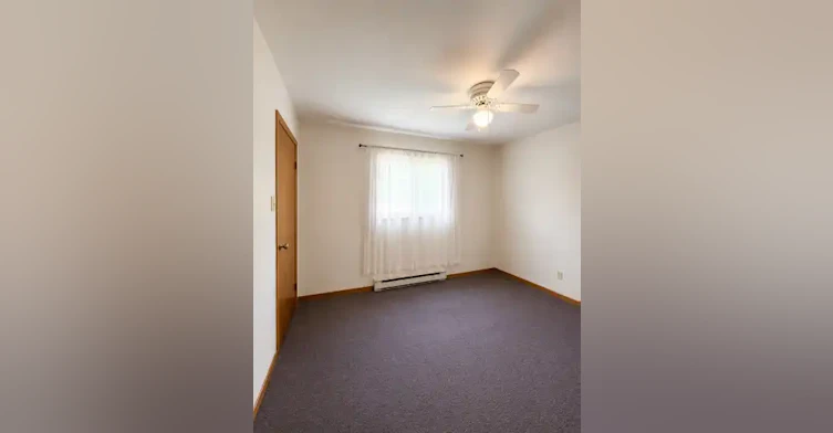 200 Lake Street, Peterborough, ON, K9J 2H3 - 9