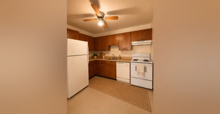 200 Lake Street, Peterborough, ON, K9J 2H3 - 7