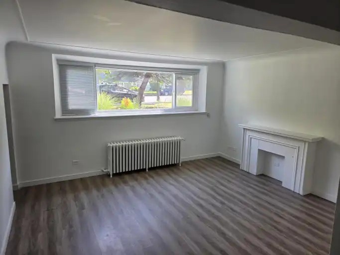 3755 Cambie Street, Vancouver, BC, V5Z 2X4 - 3