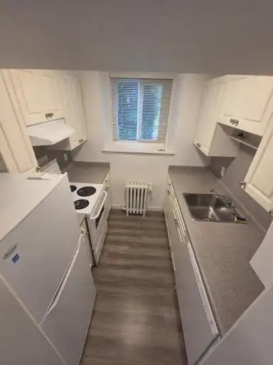 3755 Cambie Street, Vancouver, BC, V5Z 2X4 - 6