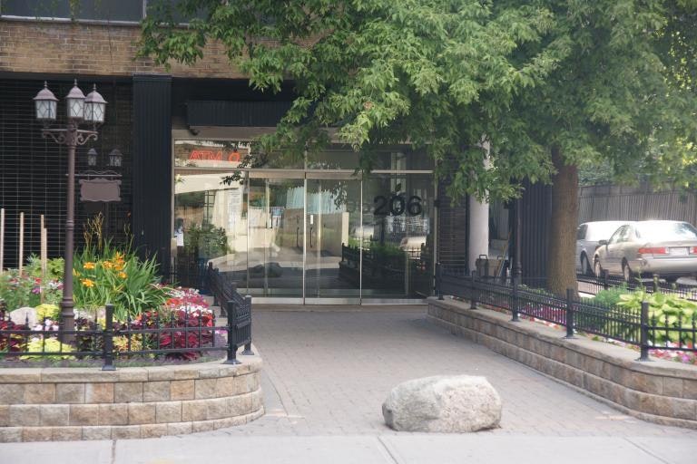 206 Saint George Street, Toronto, ON, M5R 2N6 - 2