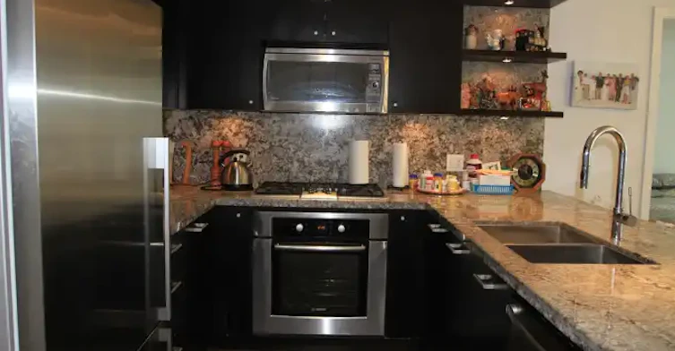 1455 George Street, Surrey, BC, V4B 0A9 - 4