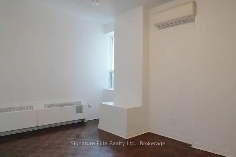 529 Danforth Avenue, Toronto, ON, M4K 1P7 - 3