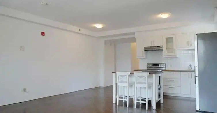 529 Danforth Avenue, Toronto, ON, M4K 1P7 - 7