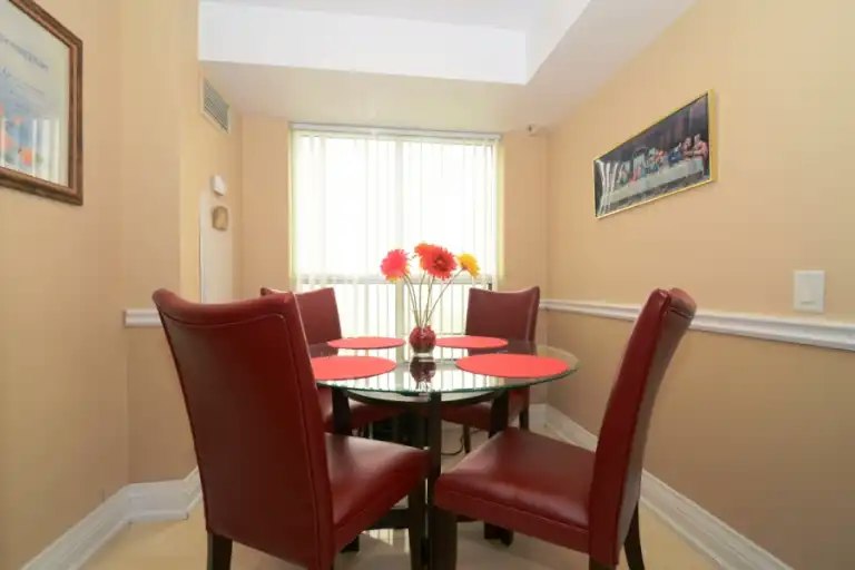 25 Kingsbridge Garden Circle, Mississauga, ON, L5R 4B1 - 11