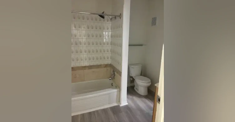 551 Bloor Street West, Toronto, ON, M5S 1Y6 - 2