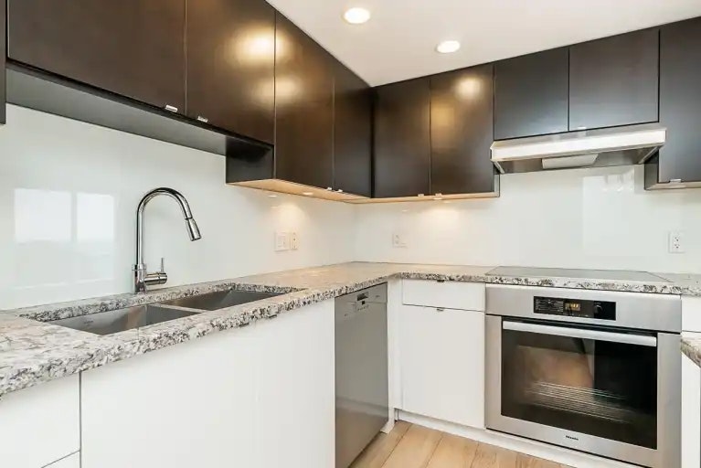 14955 Victoria Avenue, Surrey, BC, V4B 1G2 - 4