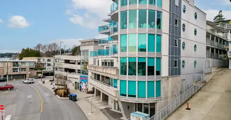 14955 Victoria Avenue, Surrey, BC, V4B 1G2