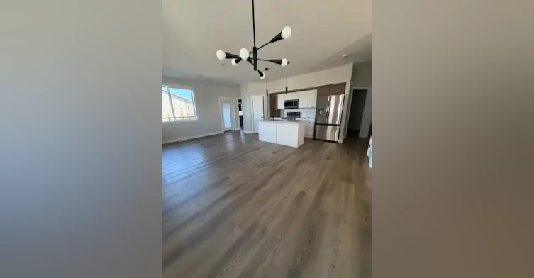 10206 128 Avenue, Grande Prairie, AB, T8V 6T1 - 3
