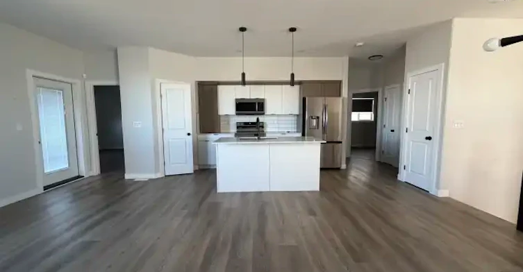 10206 128 Avenue, Grande Prairie, AB, T8V 6T1 - 4
