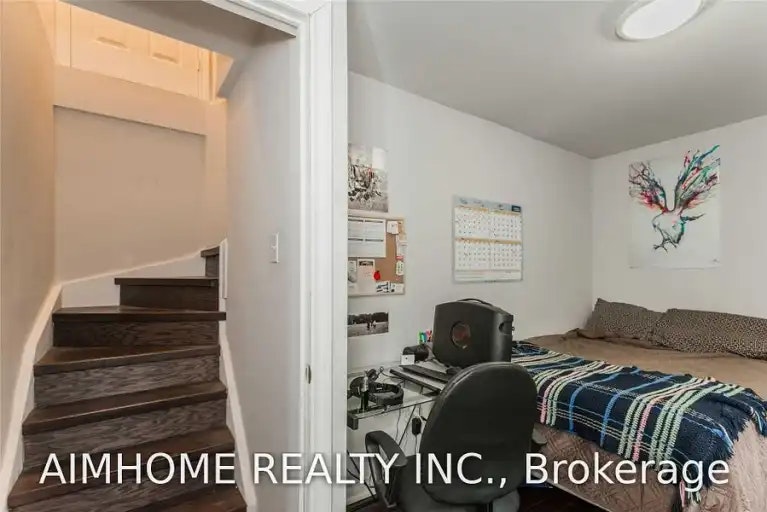 212 Milan Street, Toronto, ON, M5A 3Z6 - 3