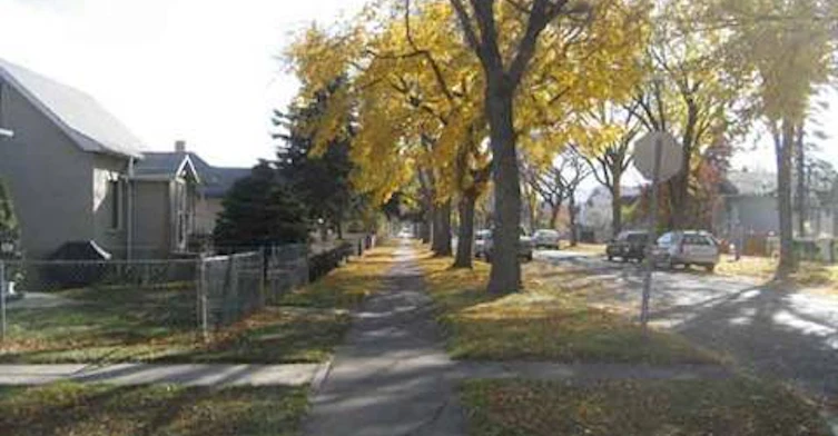 11937 93st, Edmonton, AB, T5G 1K1 - 2